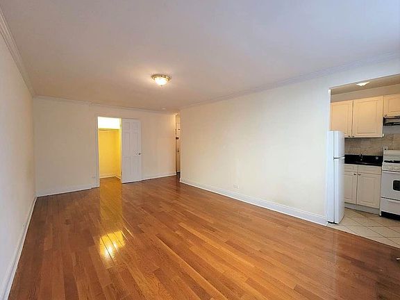 3rd image of 135 E 17th St #2S