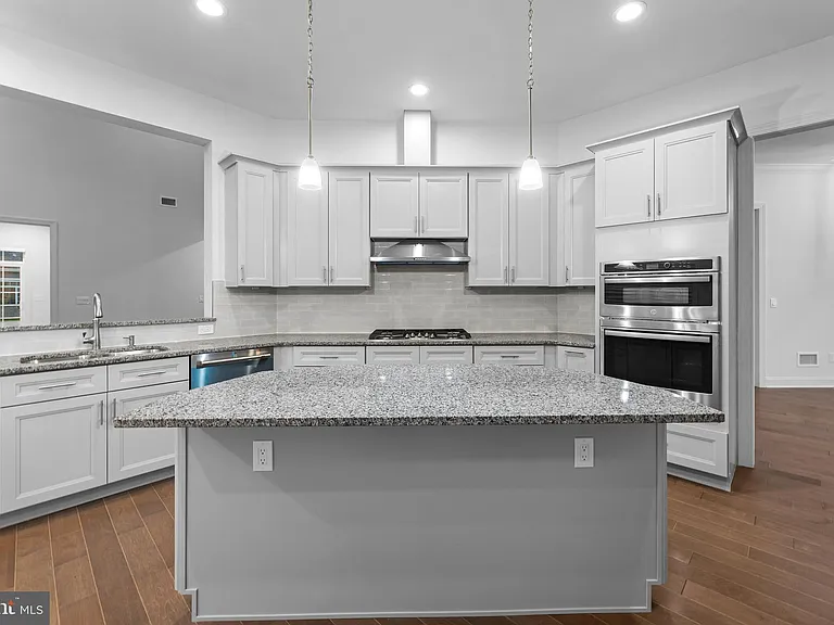 105 Samjan Cir — Photo 20
