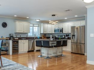 22 Scribner Rd APT 4, Fremont, NH 03044