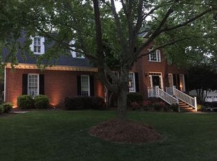 202 Parkbranch Ln, Cary, NC 27519