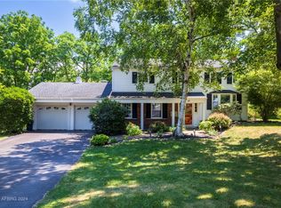57 Old Forge Ln, Pittsford, NY 14534