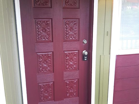 2nd image of 1821 SE Mason St #A