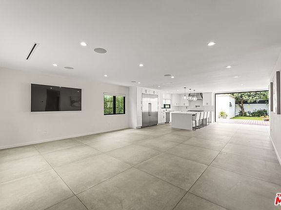 5th image of 6459 Colgate Ave