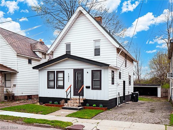 2nd image of 1821 Kenneth Ave