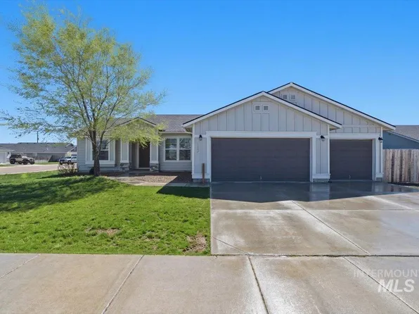 843 SW Levant Way, Mountain Home, ID 83647