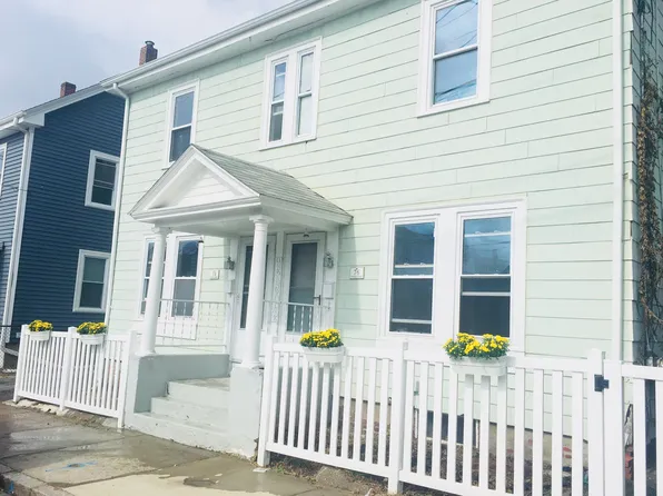 74 Fowle St, Woburn, MA 01801