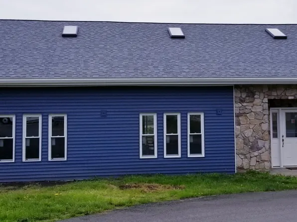 997 Venetia Rd, Finleyville, PA 15332