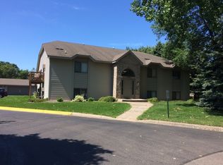 2000 108th Ln NW APT 103, Coon Rapids, MN 55433