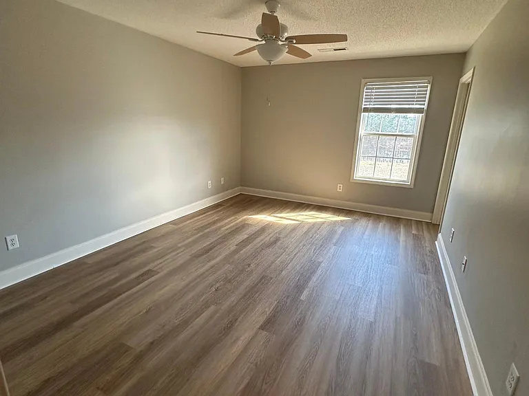 3621 Beacon Dr — Photo 15