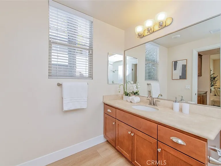 28220 Highridge #204 — Photo 15