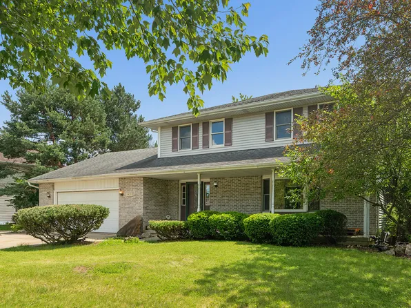 803 1st St, Manhattan, IL 60442
