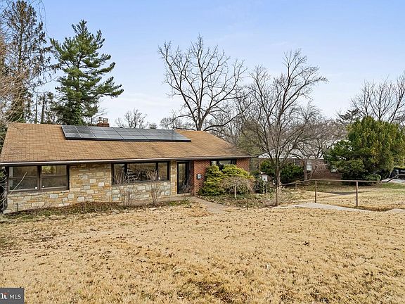 4th image of 19 Edgemoor Rd