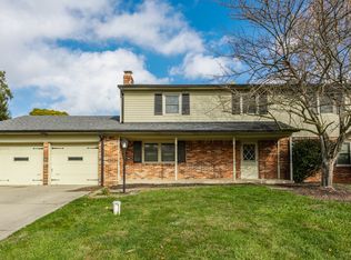 680 Terrace Dr, Zionsville, IN 46077