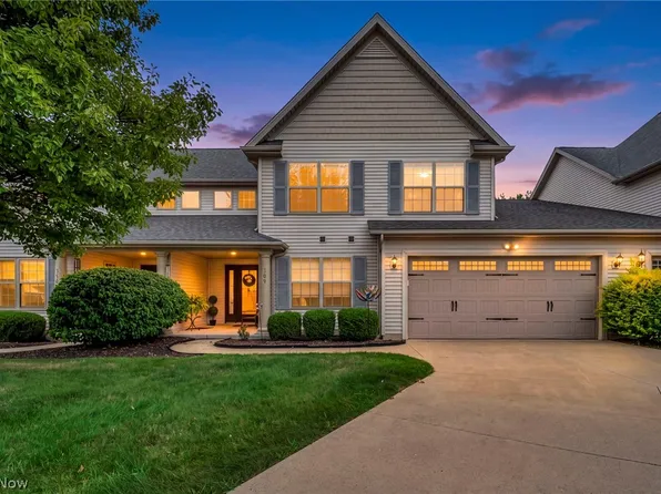 309 Lake Breeze Cv, Eastlake, OH 44095
