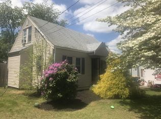 46 Lancaster Ln, Norwood, MA 02062