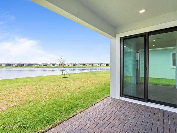 5th image of 9073 Alister Dr