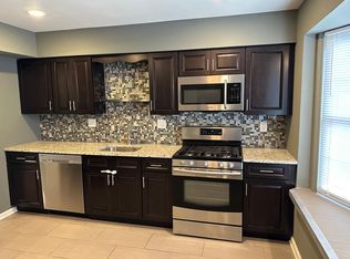 50 Blue Jay Dr, Clementon, NJ 08021