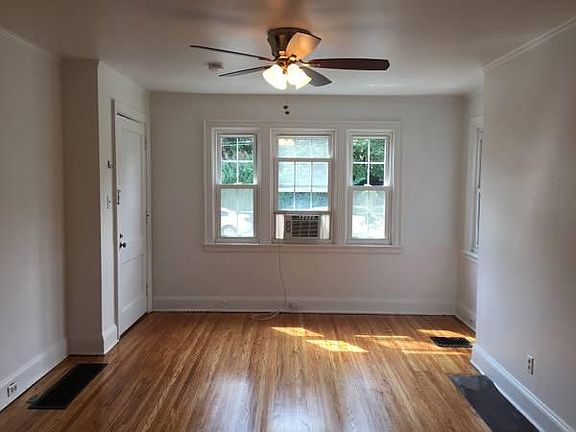 2nd image of 2332 Neil Ave APT A