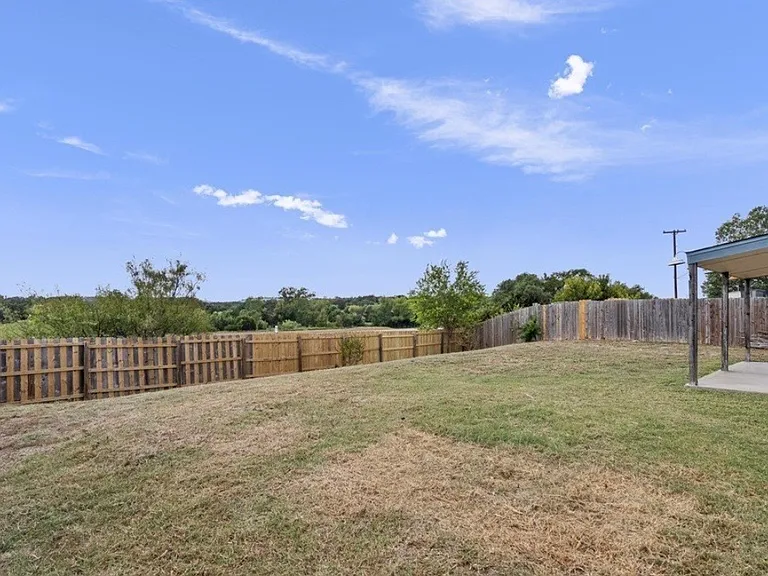 1205 Marlee Cir — Photo 14
