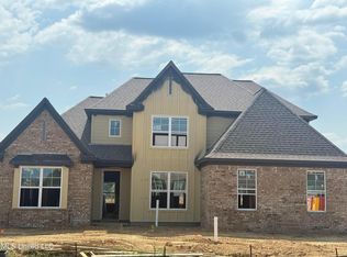 7391 Newbury Dr, Olive Branch, MS 38654