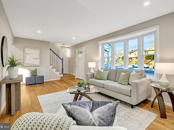 5th image of 5122 Pommeroy Dr