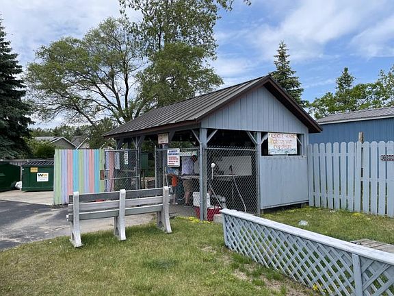 4th image of 59 Brown Trout Dr