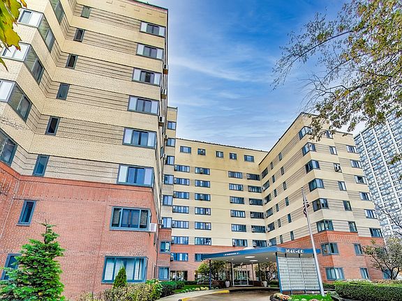 2nd image of 5060 N Marine Dr Unit 6B