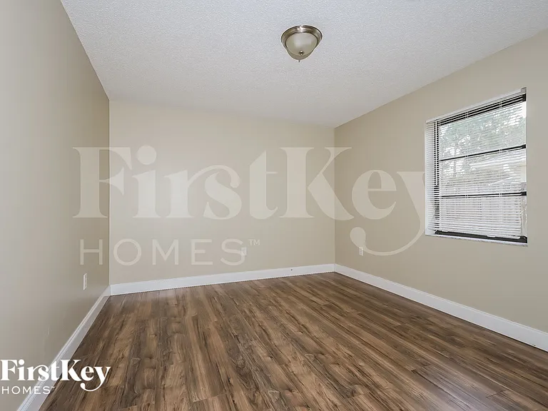 1434 SW Broadview St — Photo 15
