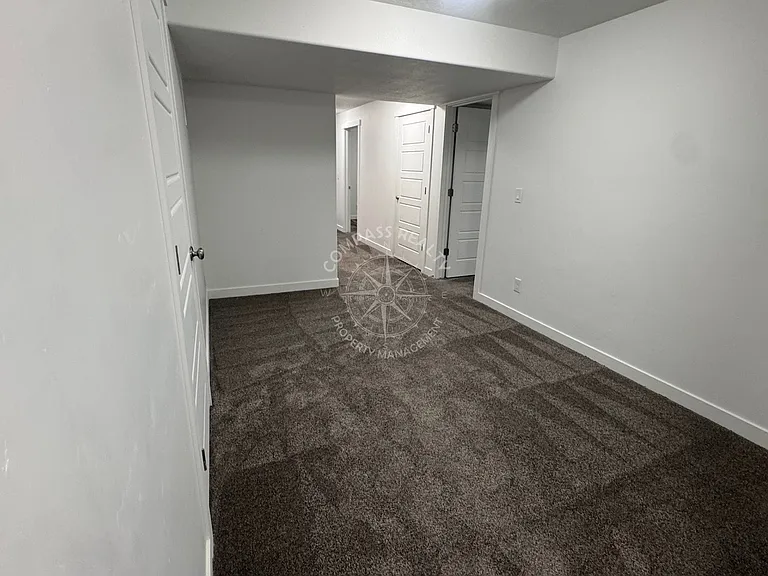 803 W Kingfisher Rd #2 — Photo 11