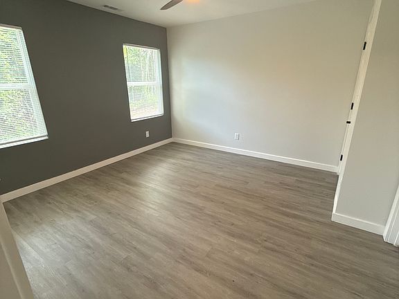 4th image of 2301 Suman St