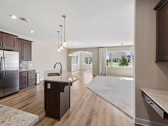 2nd image of 1055 Roselyn Dr