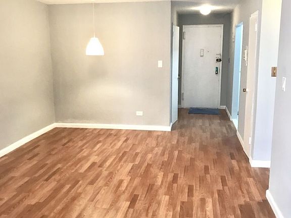 3rd image of 8345 Vietor Ave APT 3W