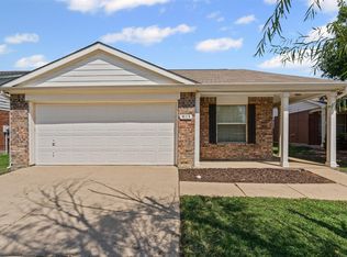 9113 Chisholm Trl, Aubrey, TX 76227
