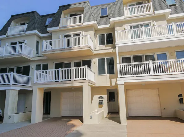 137 S Berkley Sq #B, Atlantic City, NJ 08401