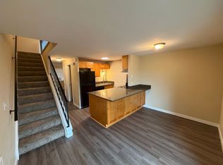 Sunnyside Duplex, Salem, OR 97302