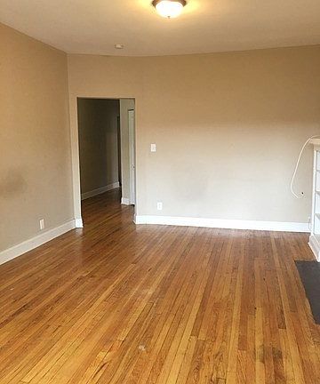 5th image of 6838 S East End Ave #3