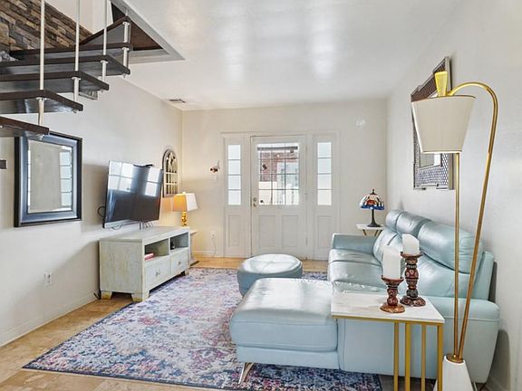 4th image of 301 Seattle St APT 15