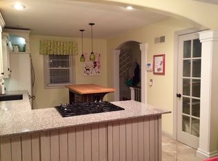 210 W Oakridge Ave, Peoria, IL