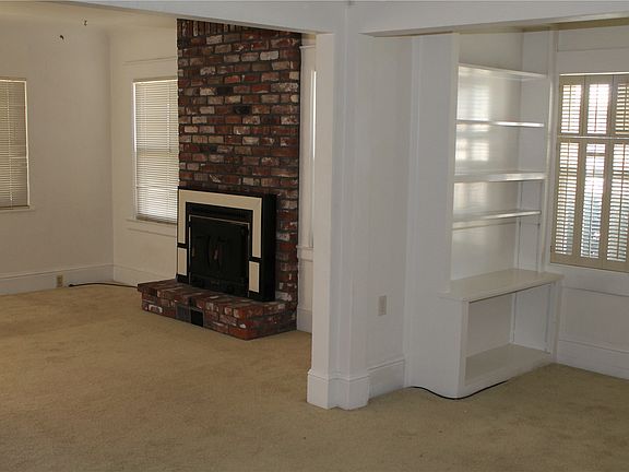 4th image of 1868 Elizabeth Ave