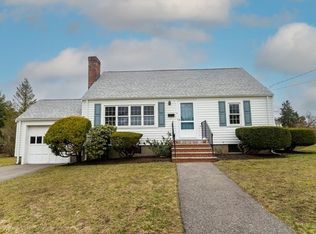 41 Circuit Ln, Waltham, MA 02453