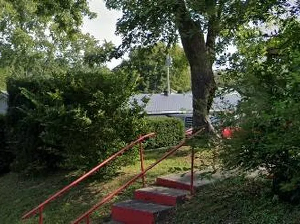 714 N Pike St, Sturgis, KY 42459