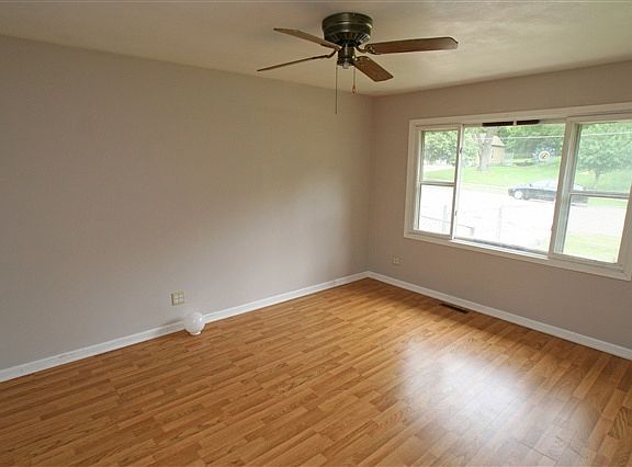 2nd image of 607-609 Thomas St