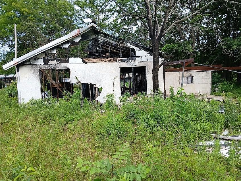 1st image of 415 Shipp Rd