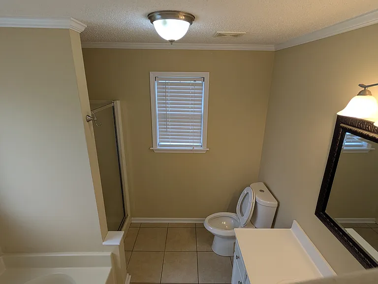 208 Blake Ter — Photo 11