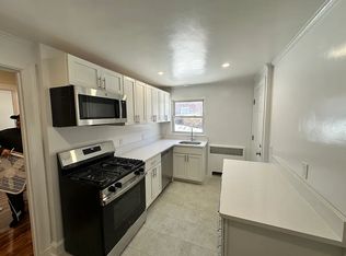 186 Summit Ave #2, Quincy, MA 02170