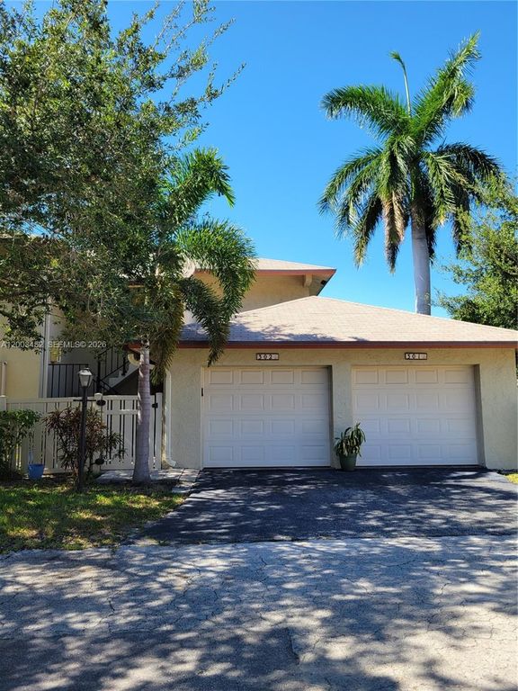 1821 NE 40th Ct APT 302, Pompano Beach