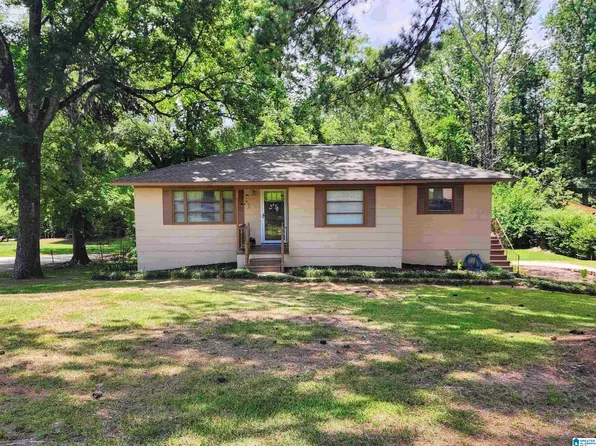 112 Cedar Ln, Bessemer, AL 35023