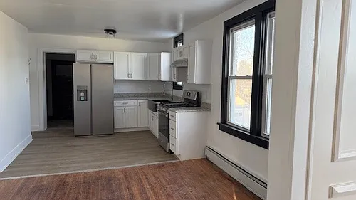 35 Wolfert Ave Photo 1