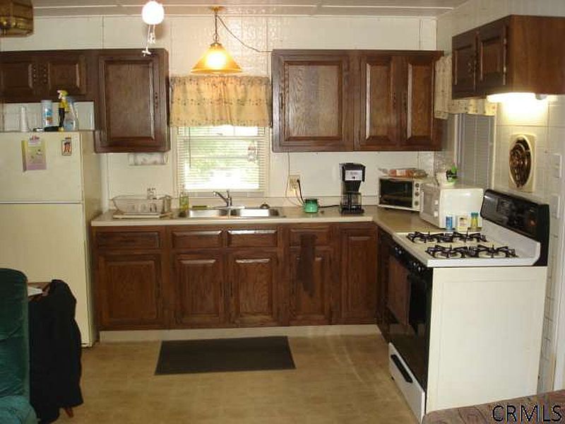 3rd image of 50 S LAKEVIEW Road
