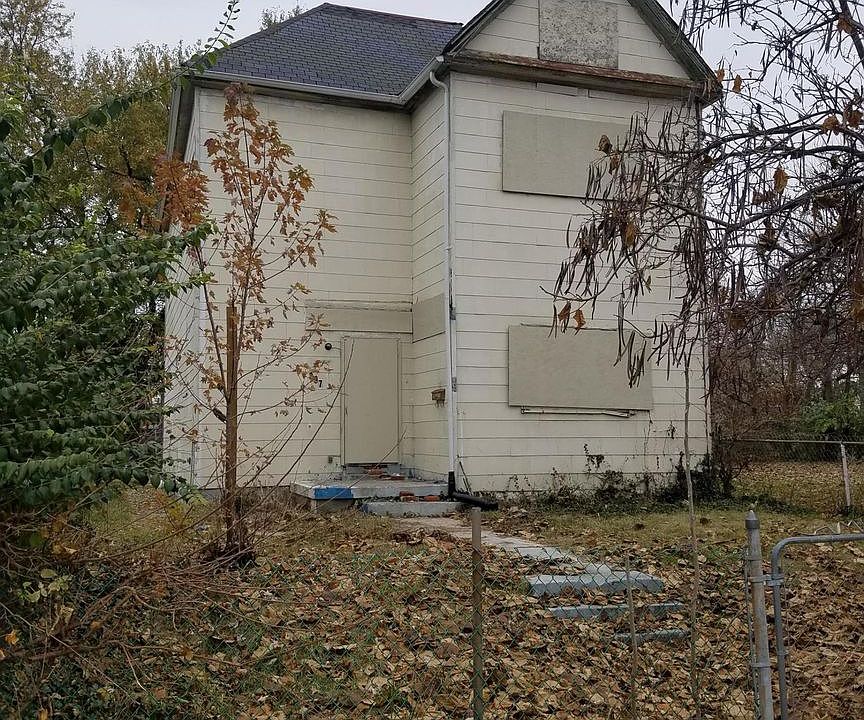 1st image of 397 N Monroe Ave